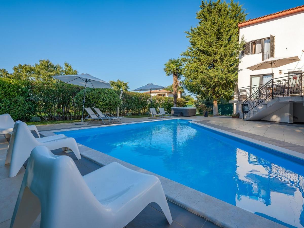 Villa Martimar With Pool And Hot Tub In Istria Rosini Exterior foto
